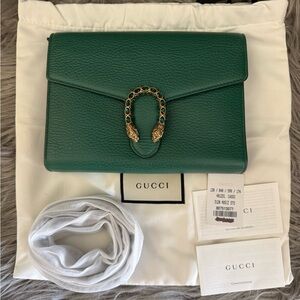 Authentic Gucci Dionysus Clutch with Crossbody Chain – Green Leather